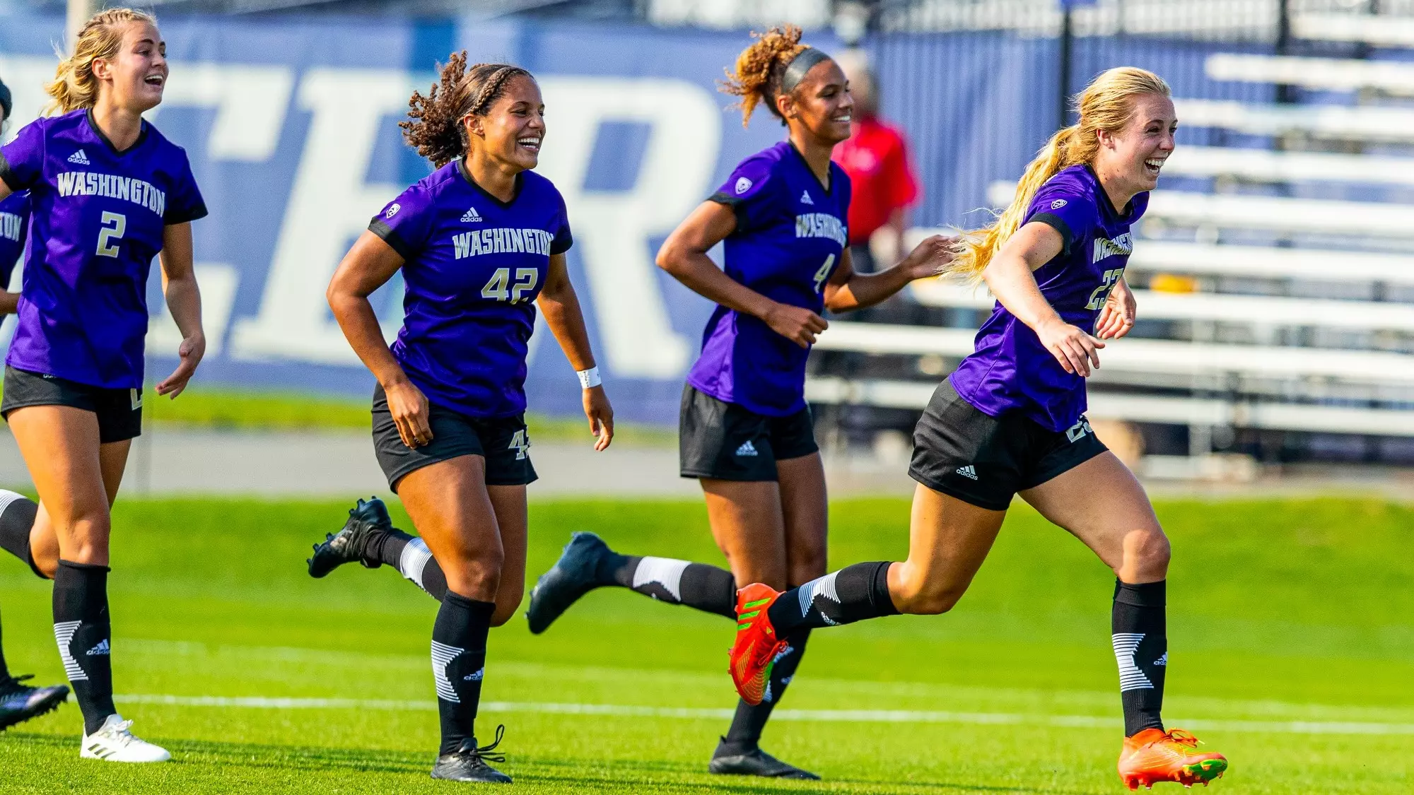 球队取得突 球队取得突